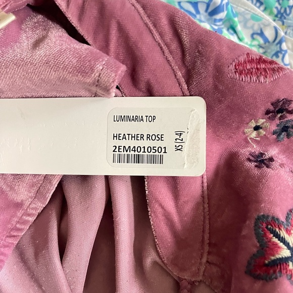 Soft Surroundings Pink Lumanaira Velvet Top XS NWT Boho oversized - Picture 7 of 8